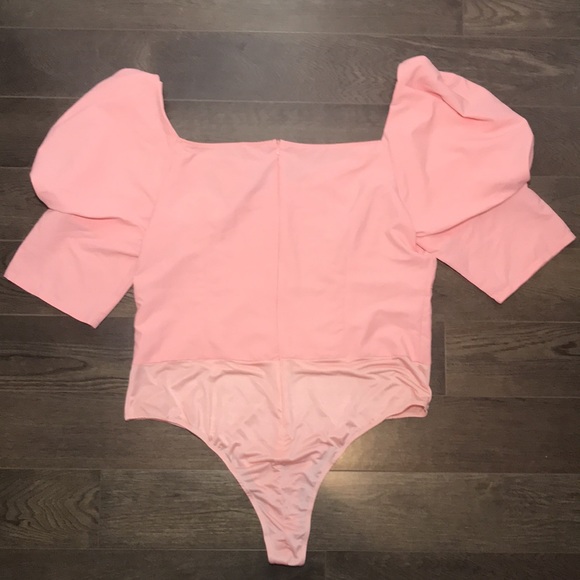 Pretty Little Thing Plus Dusty Pink Woven Puff Sleeve Bodysuit - Picture 10 of 11